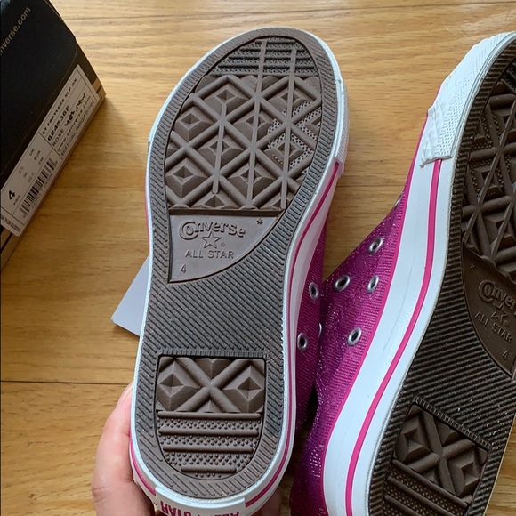 Converse Sparkle Heart Slip-Ons - Picture 5 of 7